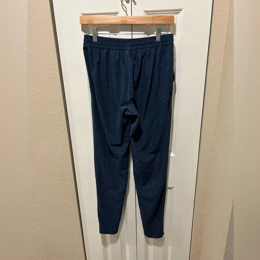 Outdoor Voices CloudKnit Sweatpants in Navy , size Small - Picture 6 of 10